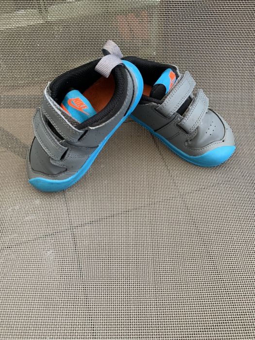 Buty Nike 23 24 chłopięce