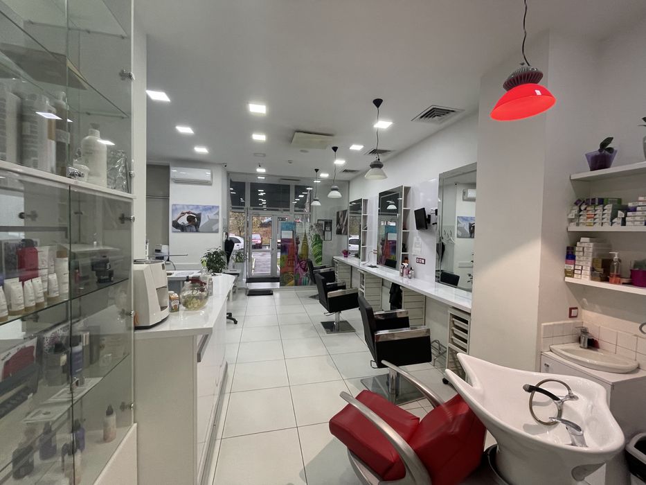 Продам меблі для салону краси, крісла перукаря, мийка, шкаф, педікюр