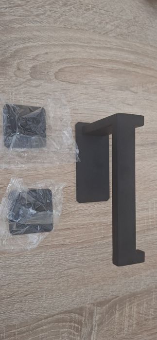 Zestaw uchwytów na papier i reczniki