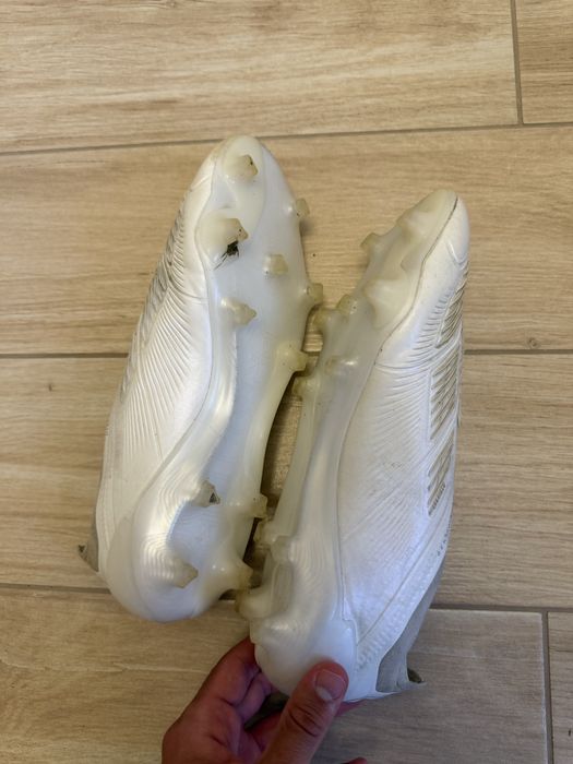 Adidas predator laceless fg