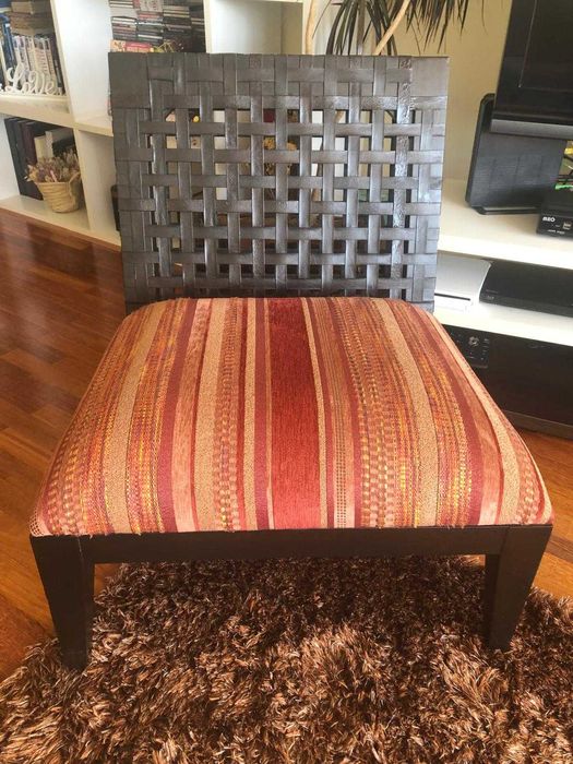 Cadeira decorativa de sala