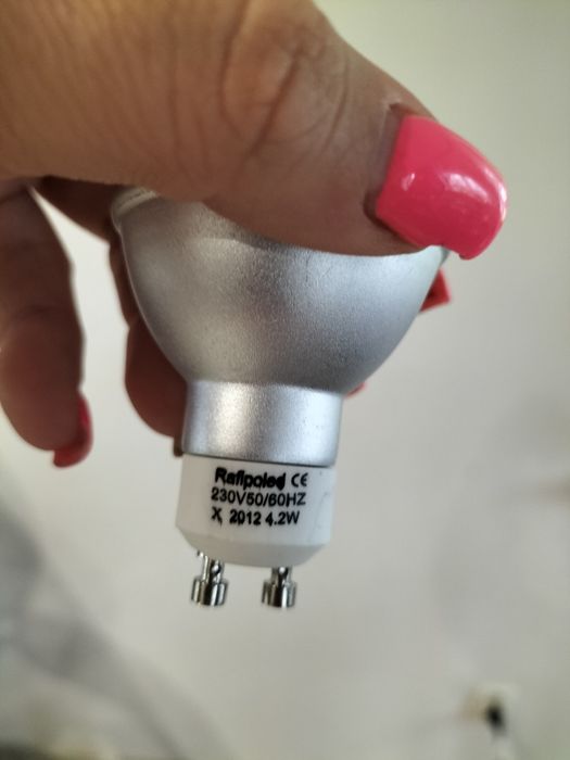 Halogeny żarówki ledowe Philips  18 szt