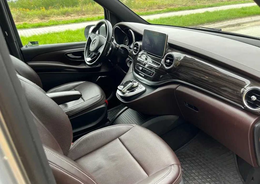 Wynajem busów 9 osobowych  Kraków  od 100zł doba