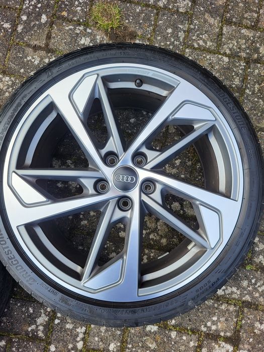 Koła 19" Audi 5x112 Opony letnie 235/35/19 A3 S3 Rs3