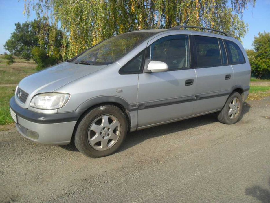 Продам Opel Zafira