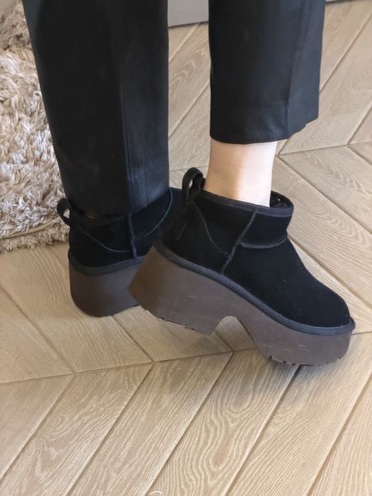 Продам сапоги Ugg в отличном состоянии