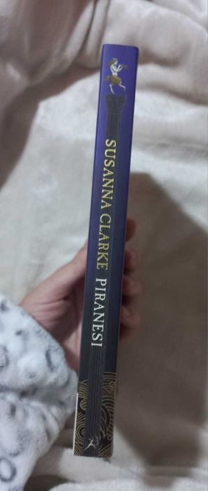 Susanna Clarke- Piranesi