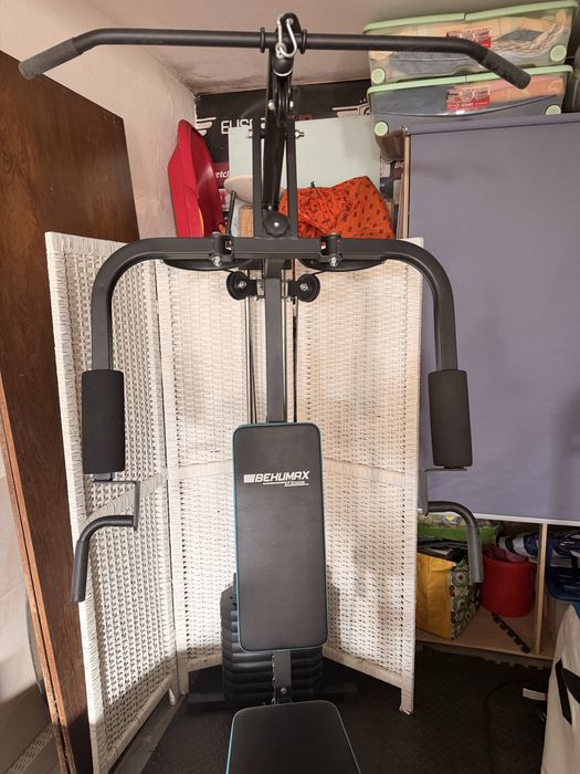 Maquina musculacao