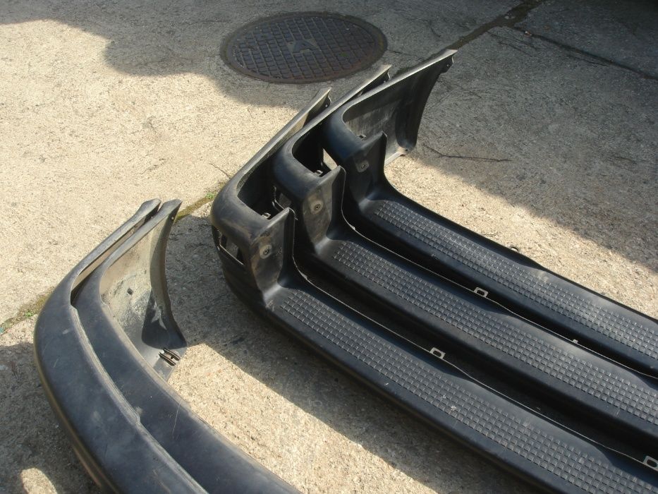 Zderzak przedni+ tylny VW T4