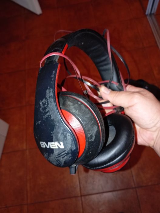 Наушники sven б.у