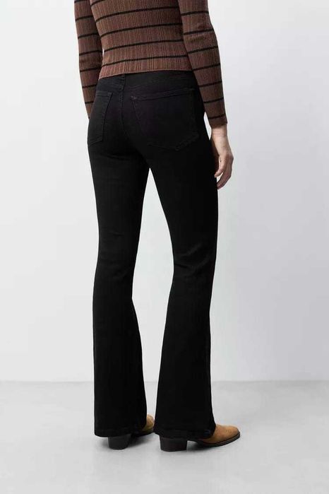 Calças ganga boca de sino