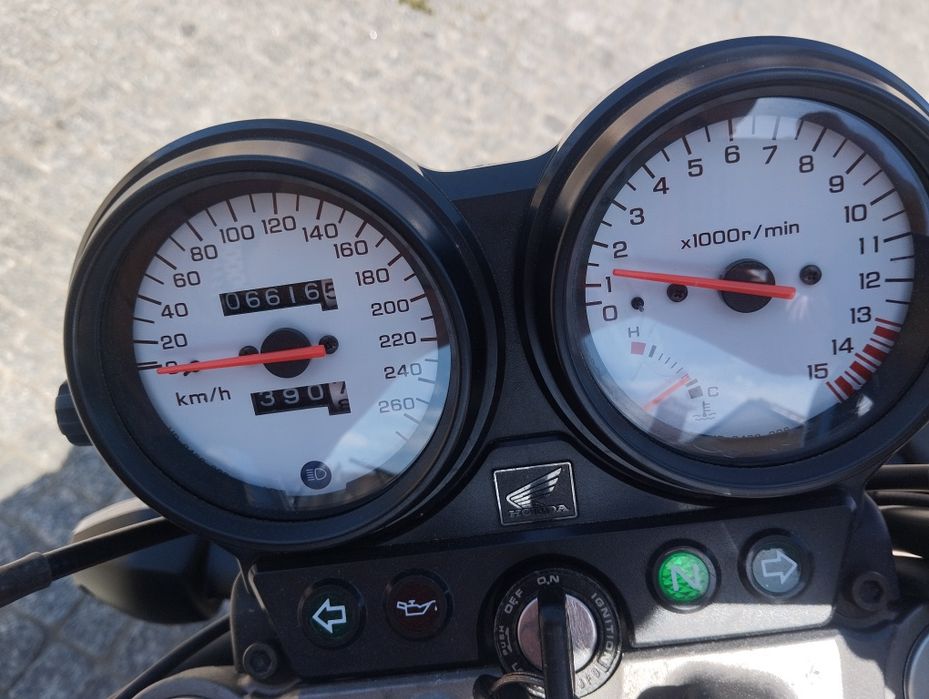 Mota Honda Hornet