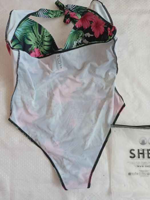 Strój kąpielowy jednoczęściowy