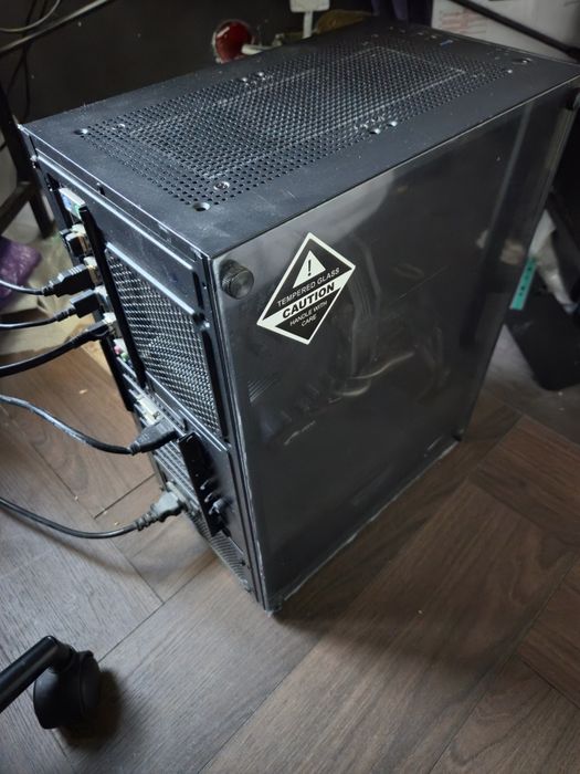 Komputer gamingowy-16GB ram