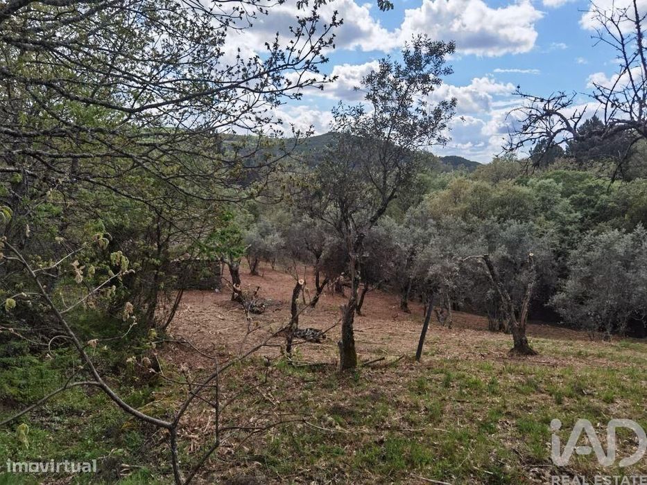 Casa de Campo em Aldeias e Mangualde da Serra de 40,00 m2