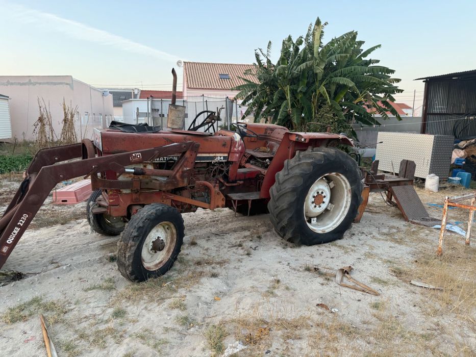 Vendo 2 rachadores  e um trator! Um de 24 toneladas e de 18
