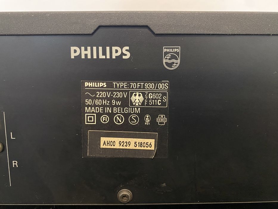 Тюнер стерео FM Philips 70FT 930