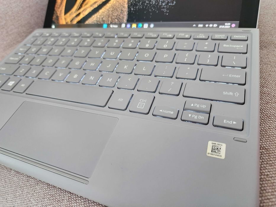 Samsung Galaxy Book 2 12" W737V LTE  Win 11
