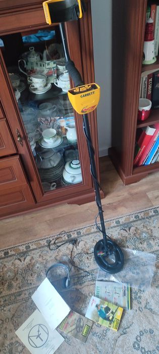 Wykrywacz Garrett 250 czytaj opis