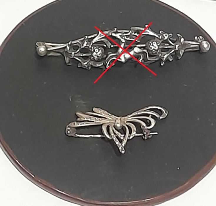 Брошка серебро 875,925