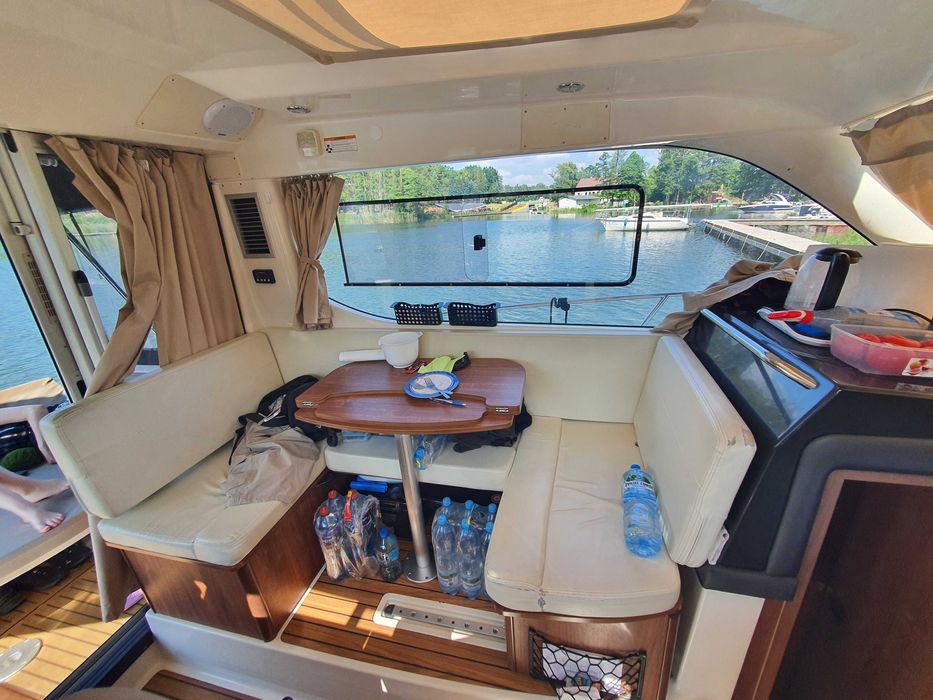Quicksilver 855 Activ Weekend (2018) | Full Opcja | MerCruiser 6.2L V8 350KM | Klimatyzacja + Generator | Stan Idealny