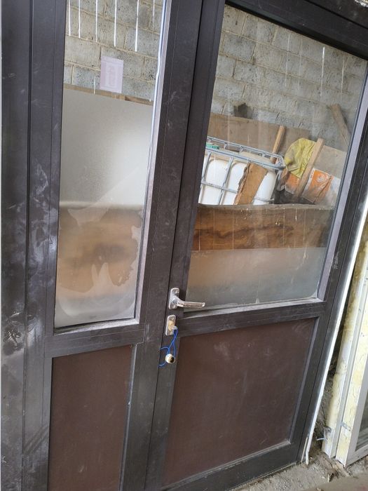 Stolarka drzwiowa oraz okienna