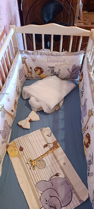 Продам бортики в ліжечко на 4 сторони