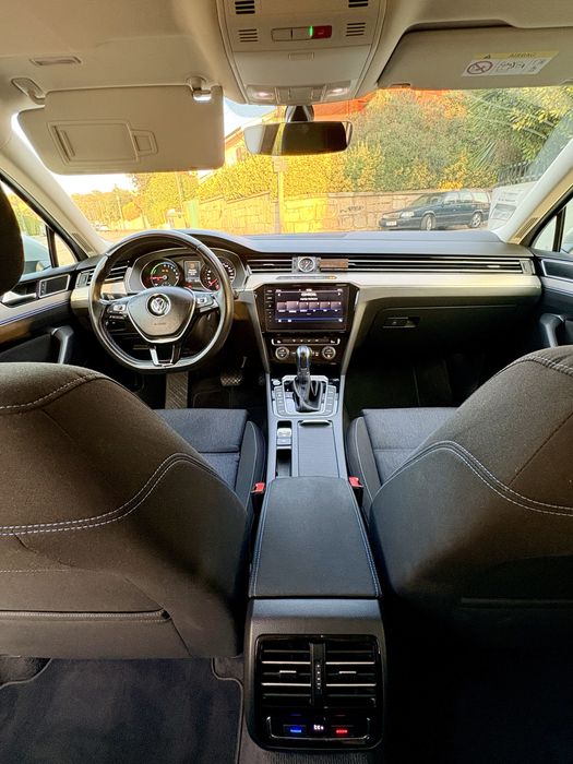 Volkswagen Passat Variant GTE Plug-in Hybrid DSG — photo 5