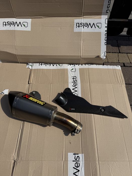 Wydech Tłumik sportowy ! Akrapovic GSXS 950 / 1000 ! Oryginalny ! Stan bardzo dobry!
