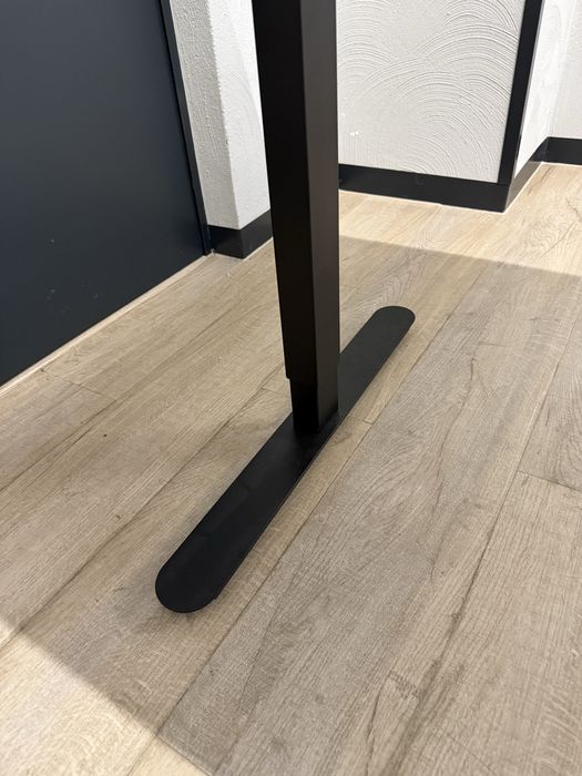 biurko elektryczne z regulacją wysokości