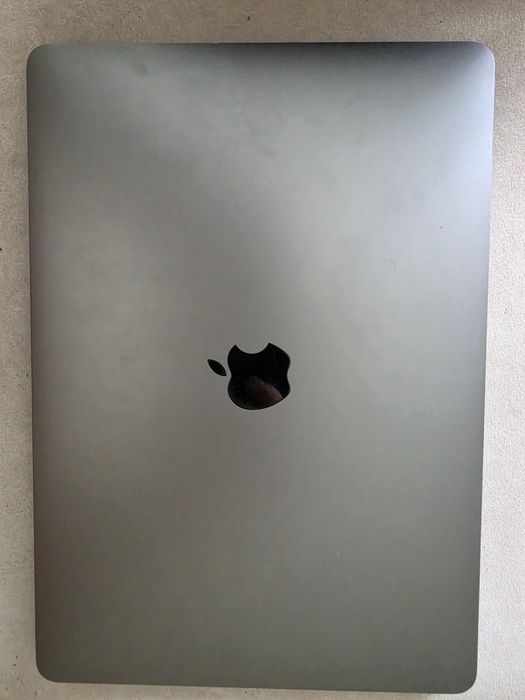 Macbook pro 13". 2019. I7, 16gb ram. Jak nowy. MacOS, windows10