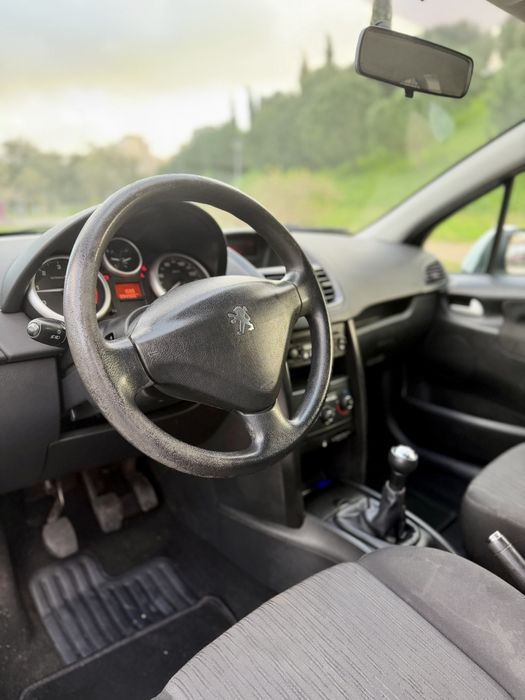 Peugeot 207 1.4 HDi 2L 2010