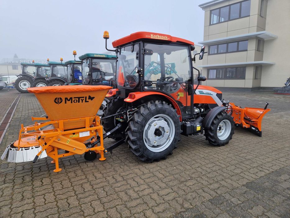 ciągnik uniwersalny 25 KM Arbos/Aupax