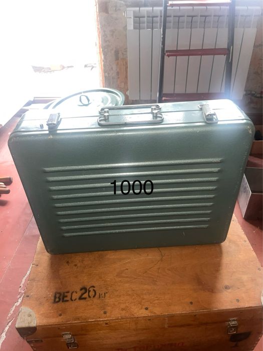 Ящики. Різні. Дерево та метал.