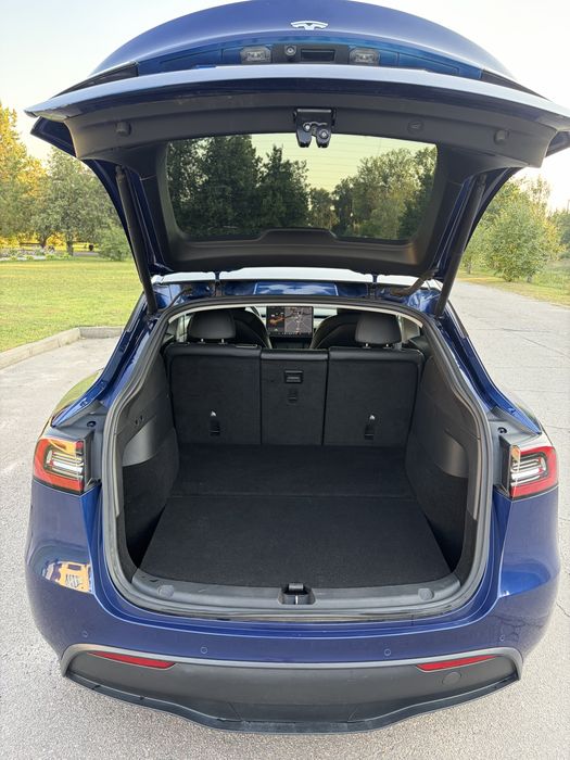 Tesla model Y 2021 рік 82 кВт