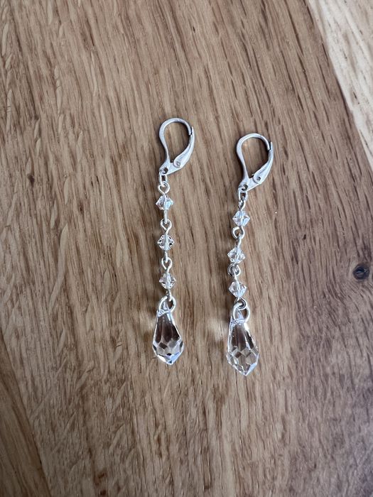 Srebrne kolczyki z krysztalkami