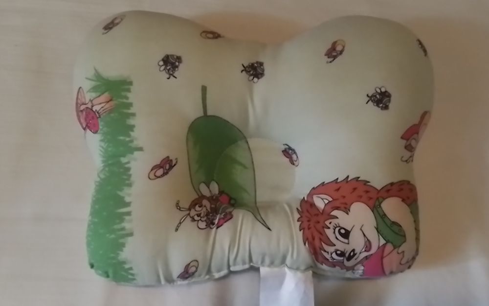 Бортик, подушка и пододеяльник в детскую кроватку