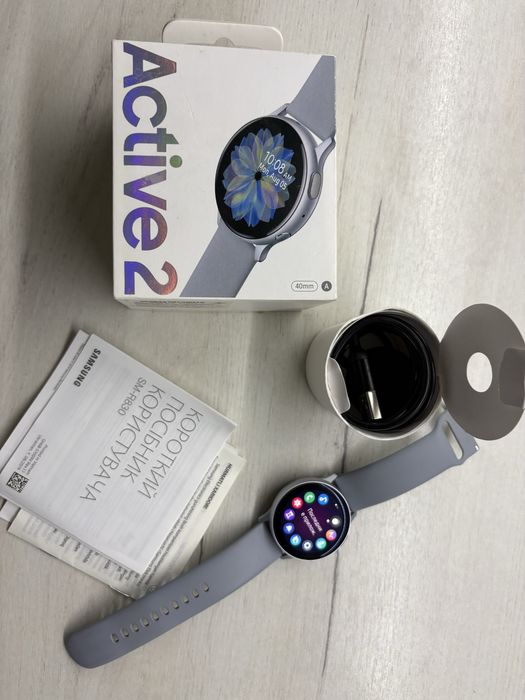 Продам смарт годинник Samsung Calaxy Watch Active 2