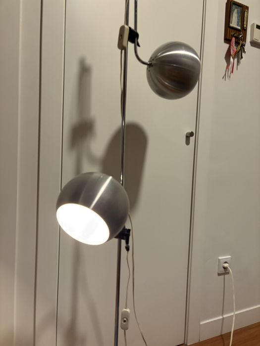 Candeeiro de pé vintage regulavel