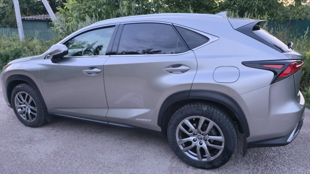 LEXUS NX 300h 2019р