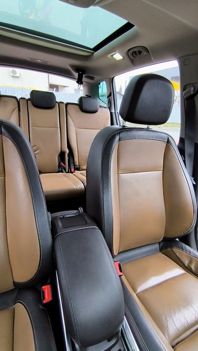 Opel Zafira biturbo 195kM OPC 2013