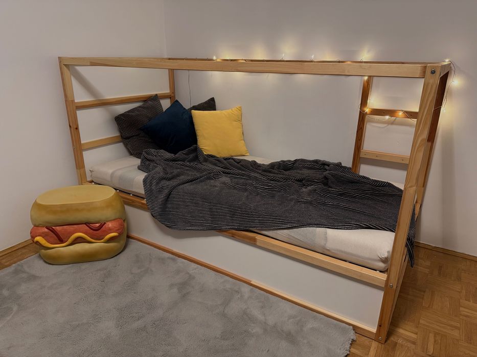 Łóżko dwustronne (piętrowe) kura IKEA Z MATERACEM 90x200