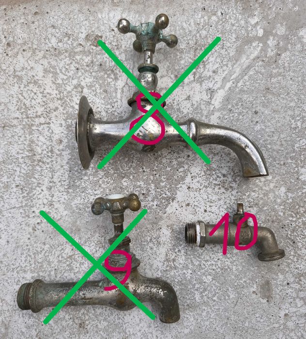 Torneiras Muito Antigas