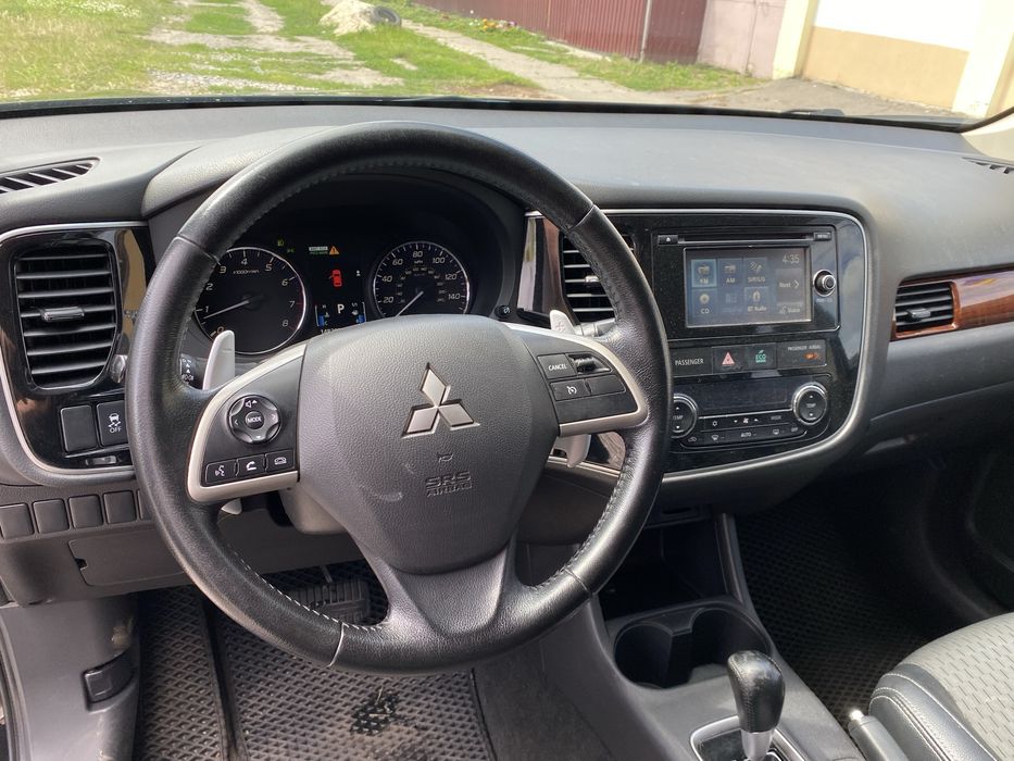 Mitsubishi  Outlander 7ми місна 3літра