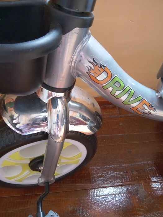 Продам велосипед 900гр новий