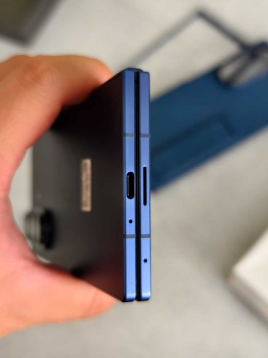 Samsung Galaxy Z Fold7 Azul