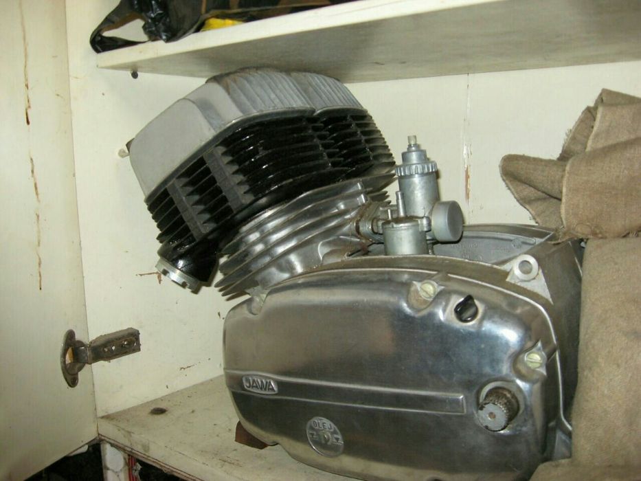 Продам  Ява  Крыло Новое