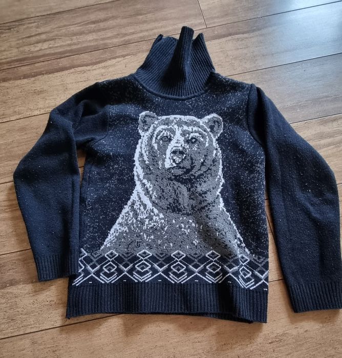 Продам детский свитерок