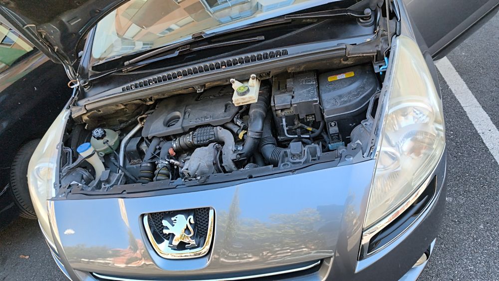 Carro 5008 Peugeot  negociável foto 3