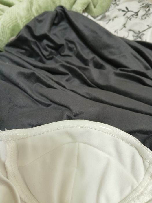 Білий топ новий на ліпучках